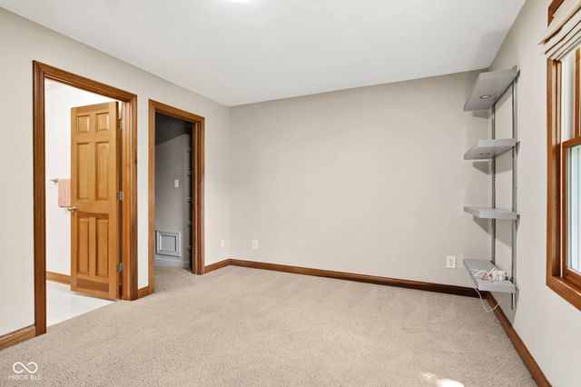 1603 S Jeanne Court, New Palestine, IN 46163