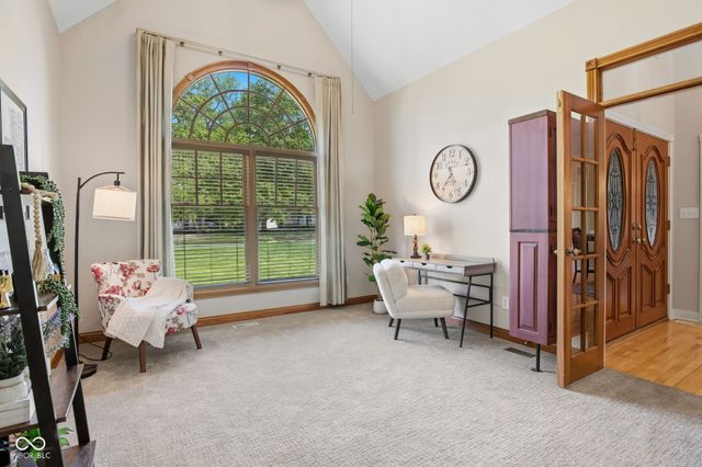 1603 S Jeanne Court, New Palestine, IN 46163