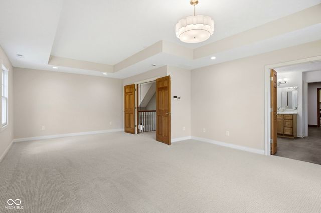 1603 S Jeanne Court, New Palestine, IN 46163