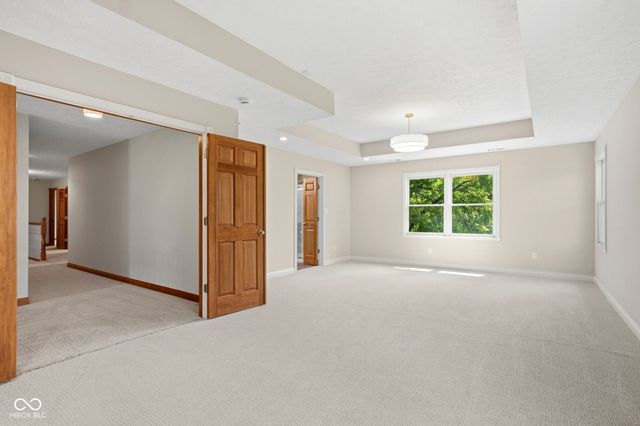 1603 S Jeanne Court, New Palestine, IN 46163