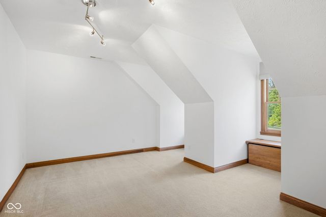 1603 S Jeanne Court, New Palestine, IN 46163