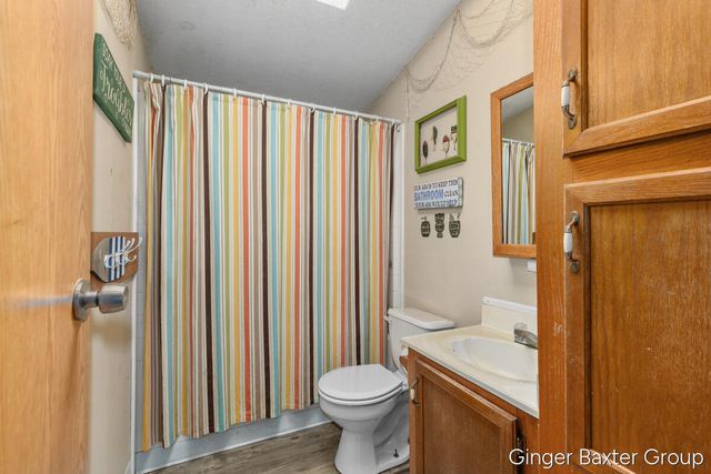 12528 76th Avenue, Allendale Twp, MI 49401