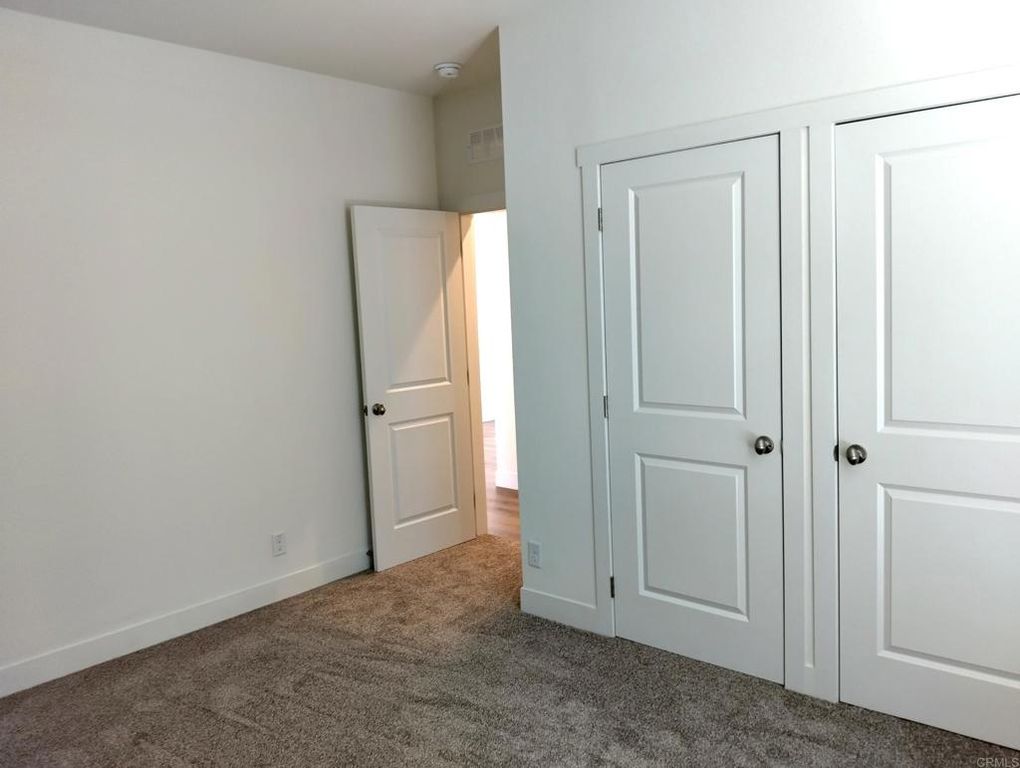 Image 10 of property listing at 718 Sycamore Avenue 170, Vista, CA 92081