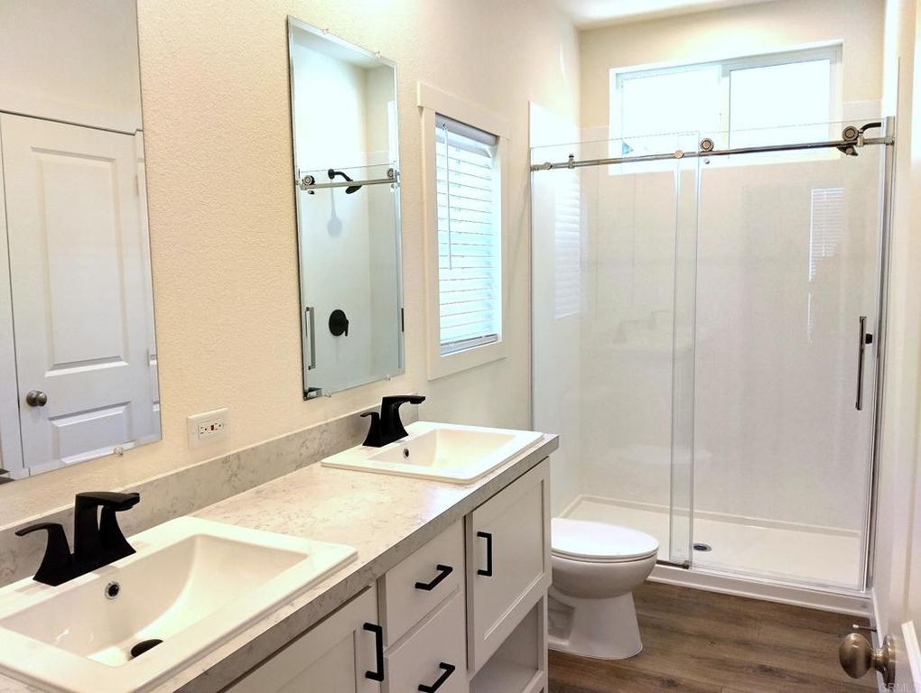 Image 11 of property listing at 718 Sycamore Avenue 170, Vista, CA 92081