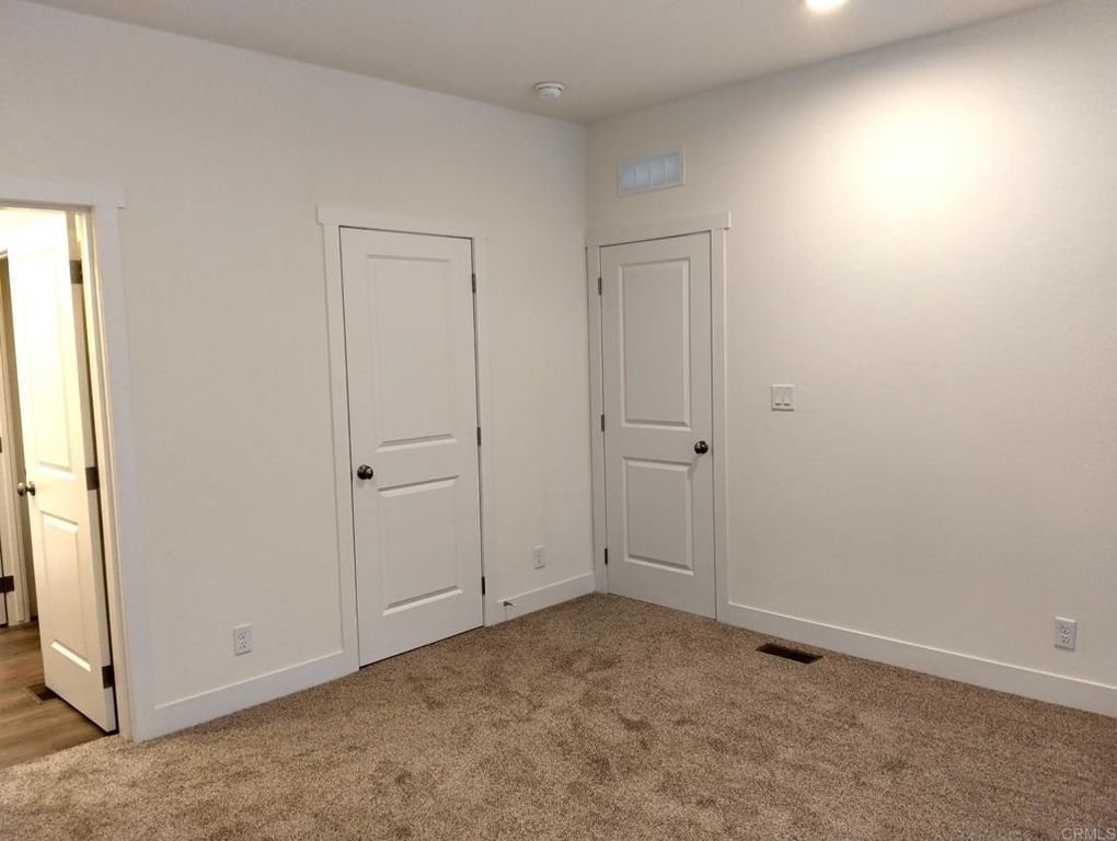 Image 13 of property listing at 718 Sycamore Avenue 170, Vista, CA 92081
