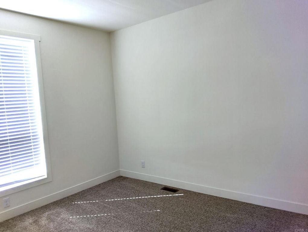 Image 15 of property listing at 718 Sycamore Avenue 170, Vista, CA 92081