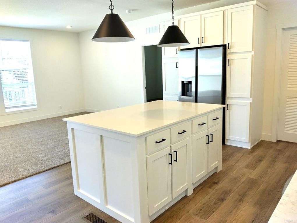 Image 17 of property listing at 718 Sycamore Avenue 170, Vista, CA 92081