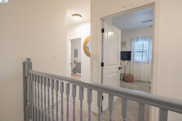 1234 Willow St, Oakland, CA 94607