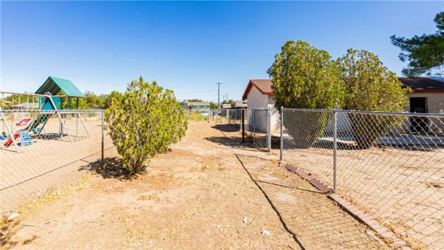 15970 Lindero Street, Victorville, CA 92395