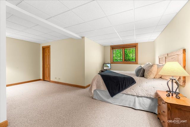 8N419 Sunny Hill Circle, Elgin, IL 60124