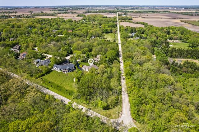 8N419 Sunny Hill Circle, Elgin, IL 60124