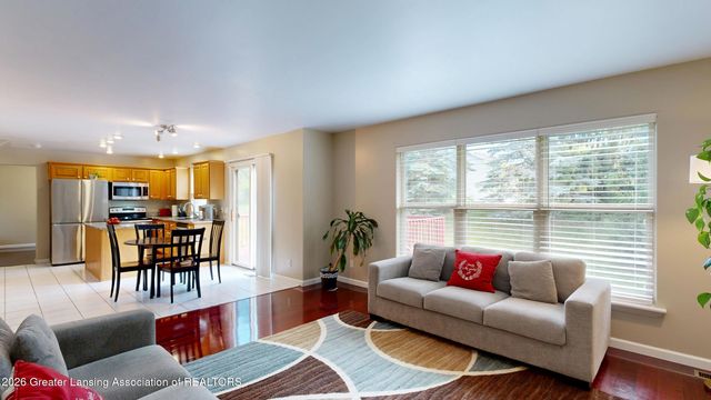 1418 Ivywood Drive, Okemos, MI 48864