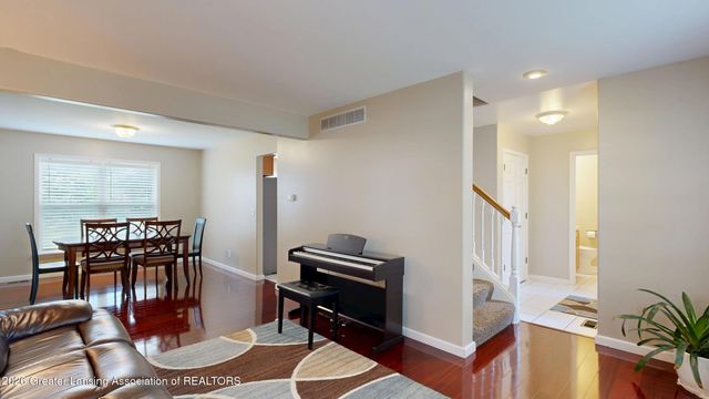 1418 Ivywood Drive, Okemos, MI 48864
