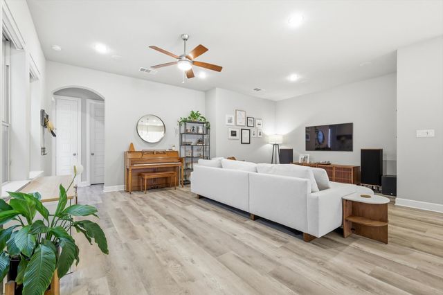 6769 Verandah Way, Irving, TX 75039