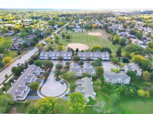 730 Hamilton Circle, Schaumburg, IL 60194