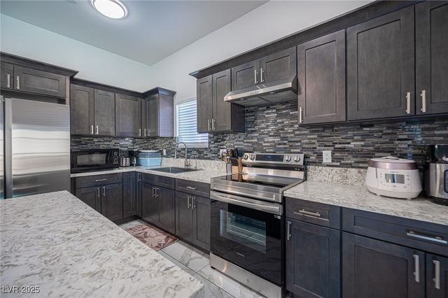 2334 North Michael Way, Las Vegas, NV 89108