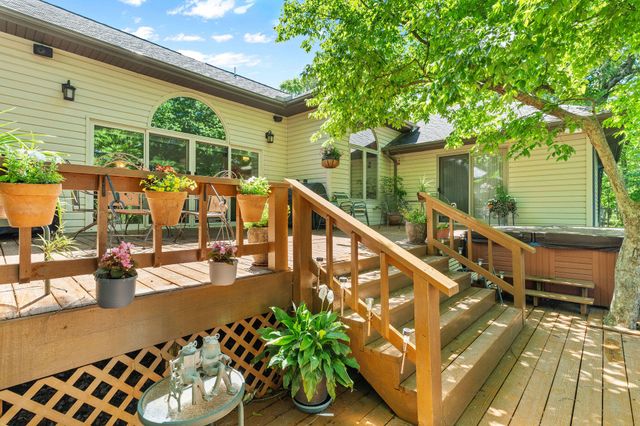 379 Turkey Tree Road, Galena, MO 65656