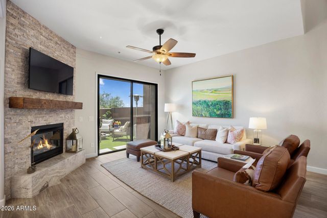 19550 N GRAYHAWK Drive 1086, Scottsdale, AZ 85255