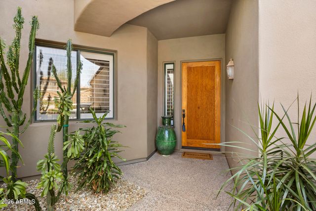 19550 N GRAYHAWK Drive 1086, Scottsdale, AZ 85255
