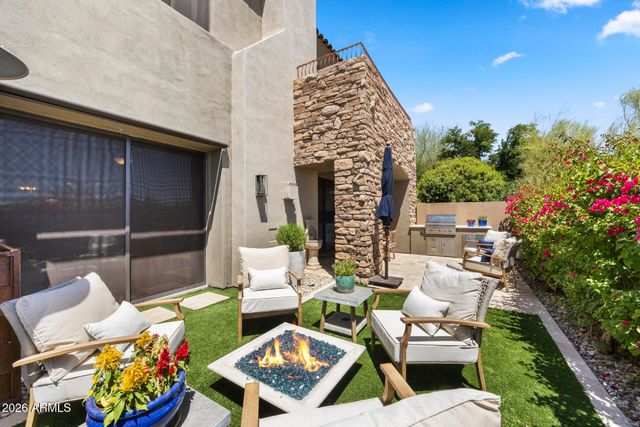 19550 N GRAYHAWK Drive 1086, Scottsdale, AZ 85255