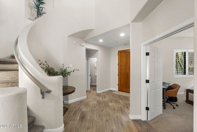 19550 N GRAYHAWK Drive 1086, Scottsdale, AZ 85255