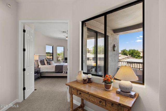 19550 N GRAYHAWK Drive 1086, Scottsdale, AZ 85255