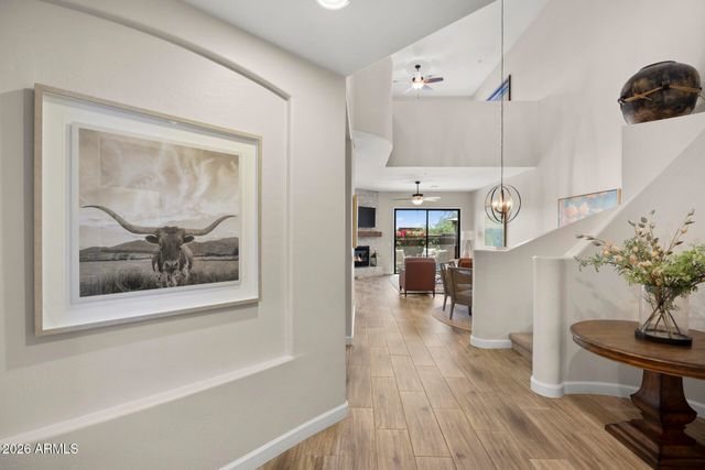 19550 N GRAYHAWK Drive 1086, Scottsdale, AZ 85255