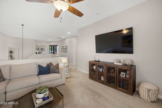 19550 N GRAYHAWK Drive 1086, Scottsdale, AZ 85255