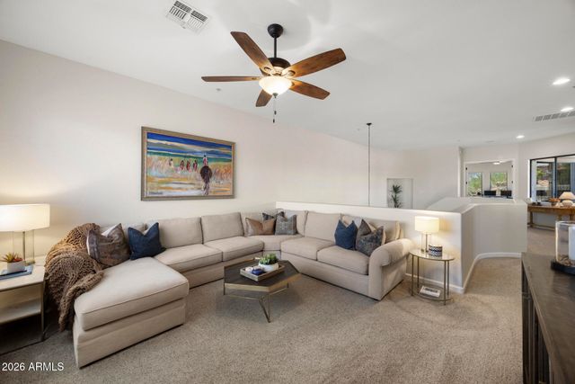 19550 N GRAYHAWK Drive 1086, Scottsdale, AZ 85255