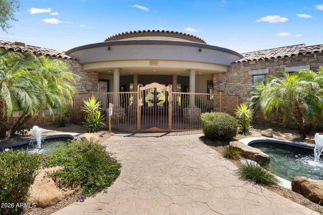 19550 N GRAYHAWK Drive 1086, Scottsdale, AZ 85255