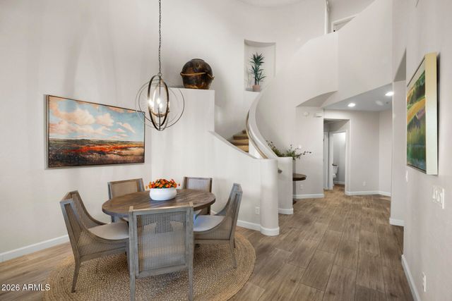 19550 N GRAYHAWK Drive 1086, Scottsdale, AZ 85255