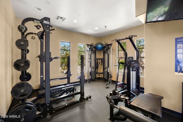 19550 N GRAYHAWK Drive 1086, Scottsdale, AZ 85255