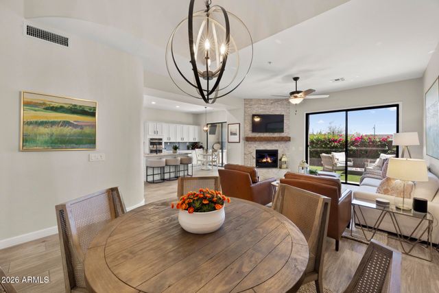 19550 N GRAYHAWK Drive 1086, Scottsdale, AZ 85255