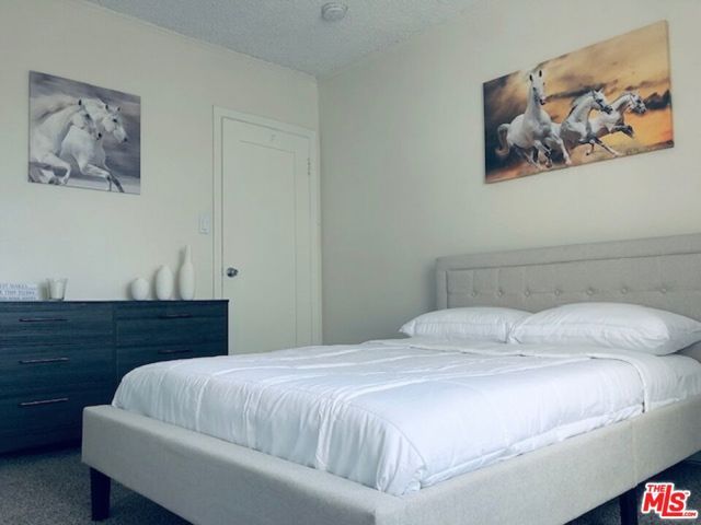 1610 Hauser Boulevard, Los Angeles, CA 90019
