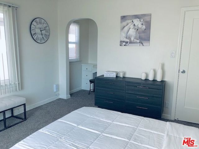 1610 Hauser Boulevard, Los Angeles, CA 90019