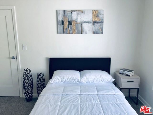 1610 Hauser Boulevard, Los Angeles, CA 90019
