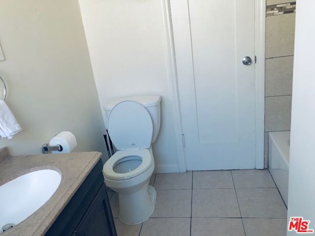 1610 Hauser Boulevard, Los Angeles, CA 90019
