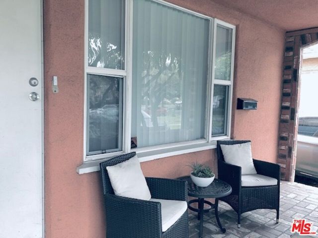 1610 Hauser Boulevard, Los Angeles, CA 90019