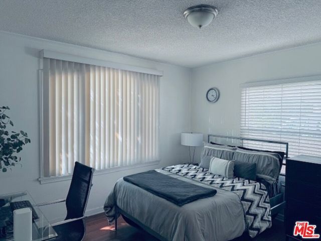 1610 Hauser Boulevard, Los Angeles, CA 90019