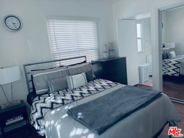 1610 Hauser Boulevard, Los Angeles, CA 90019