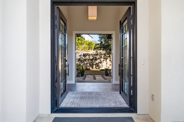 9802 Autumn Canyon, San Antonio, TX 78255