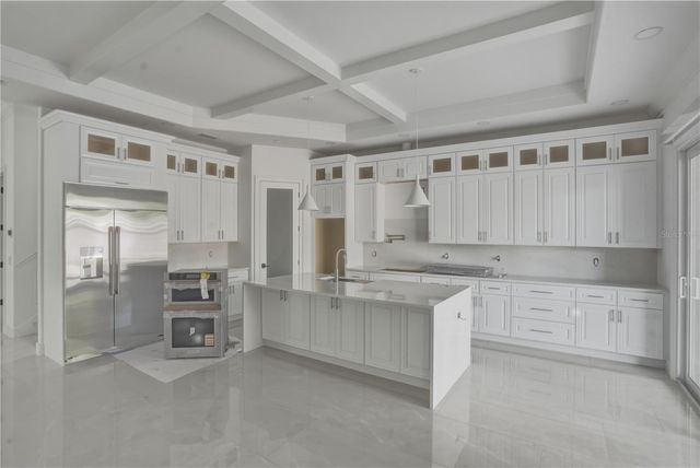 685 1ST AVENUE N, Safety Harbor, FL 34695