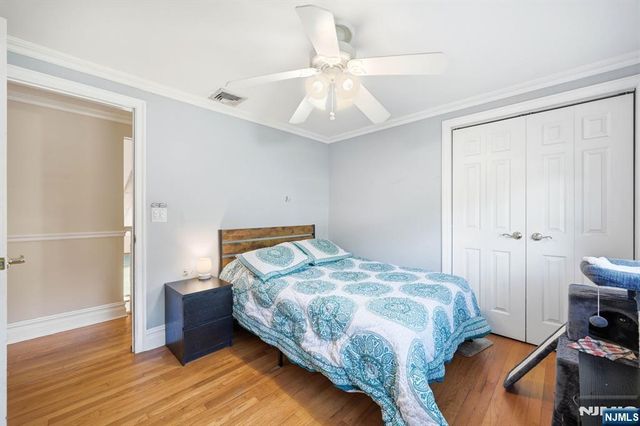 101 Walnut Street, Oakland, NJ 07436