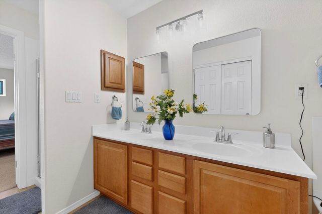 7904 Sierra Altos Place NW, Albuquerque, NM 87104