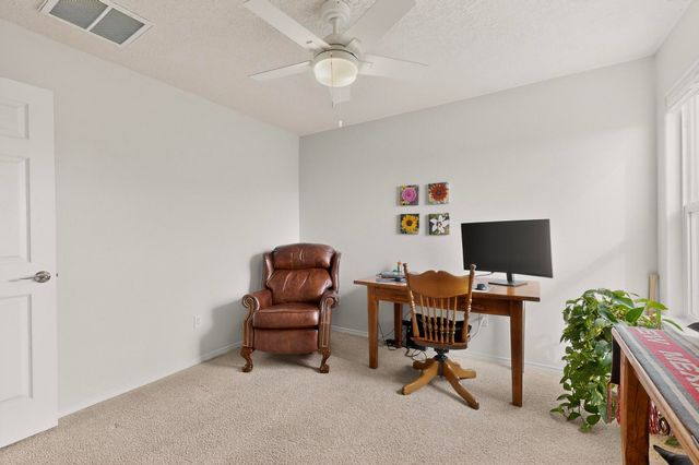 7904 Sierra Altos Place NW, Albuquerque, NM 87104