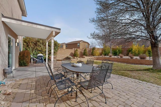 7904 Sierra Altos Place NW, Albuquerque, NM 87104