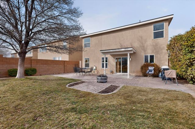 7904 Sierra Altos Place NW, Albuquerque, NM 87104