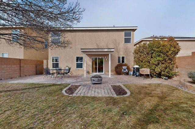 7904 Sierra Altos Place NW, Albuquerque, NM 87104