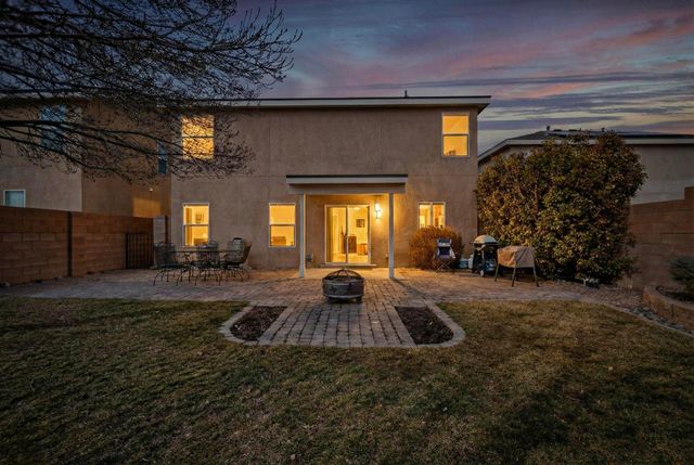 7904 Sierra Altos Place NW, Albuquerque, NM 87104