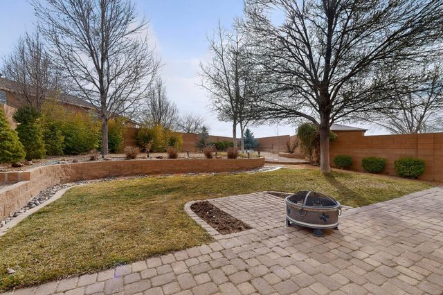 7904 Sierra Altos Place NW, Albuquerque, NM 87104